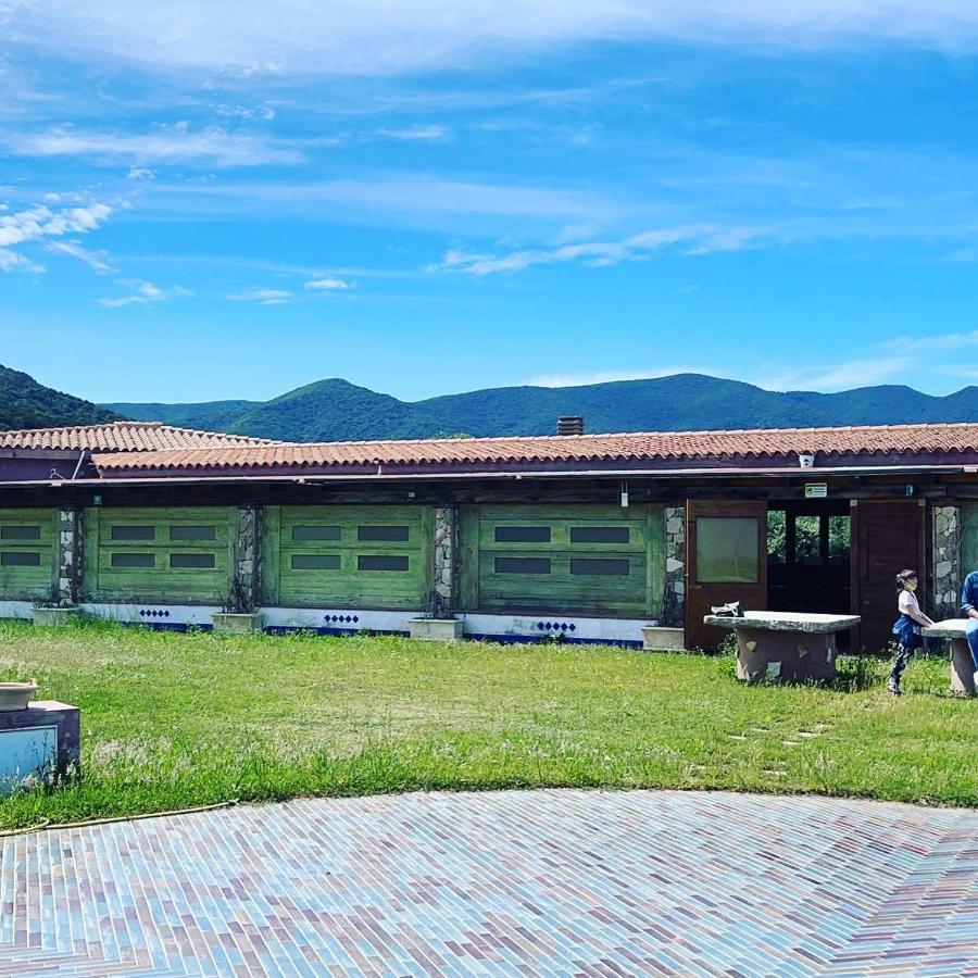 Is Bisus Guest House Castiadas Exterior foto