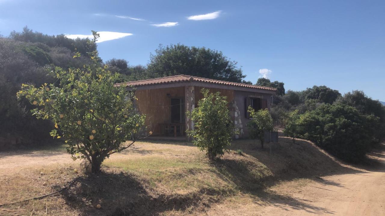 Is Bisus Guest House Castiadas Exterior foto